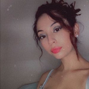 Meet your Posher, Briana